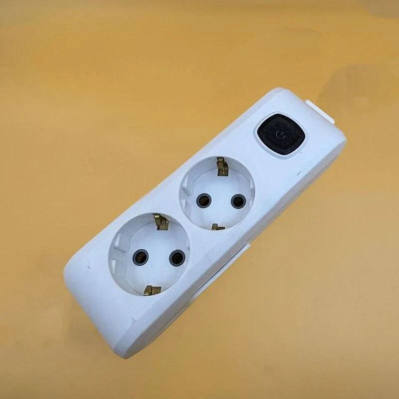 Njemačka Schuko produžna utičnica s prekidačem